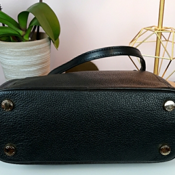 ❗SALE ❗Michael Kors Black Pebble Leather Set - Picture 4 of 8